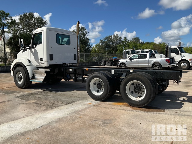 CAMIóN CHASIS 2023 KENWORTH T880