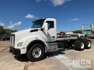 2024 Kenworth T880 6x4 Kabina i podwozie
