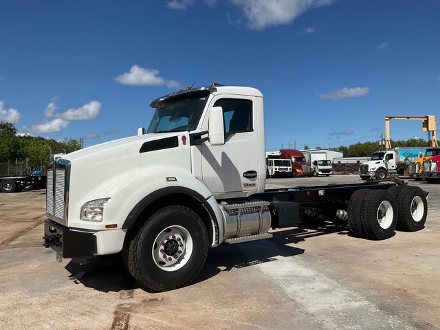 2024 Kenworth T880 6x4 Cab and Chassis