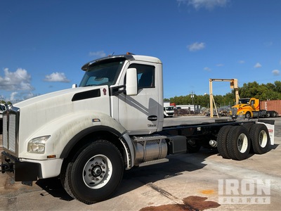 2024 Kenworth T880 6x4 Kabina i podwozie