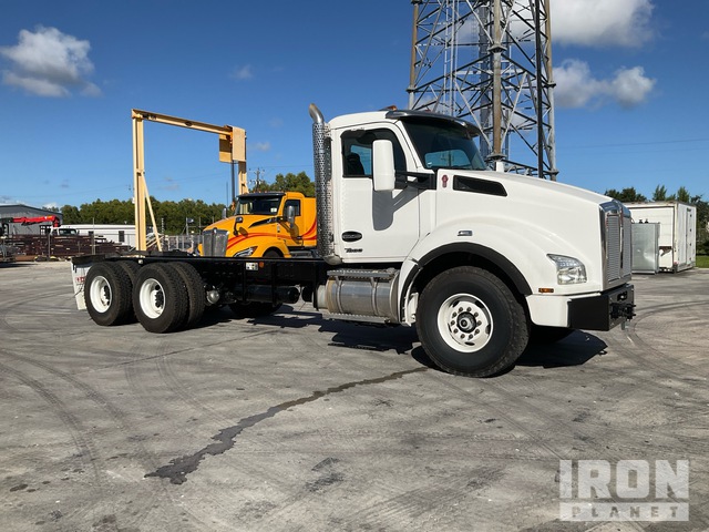 CAMIóN CHASIS 2024 KENWORTH T880