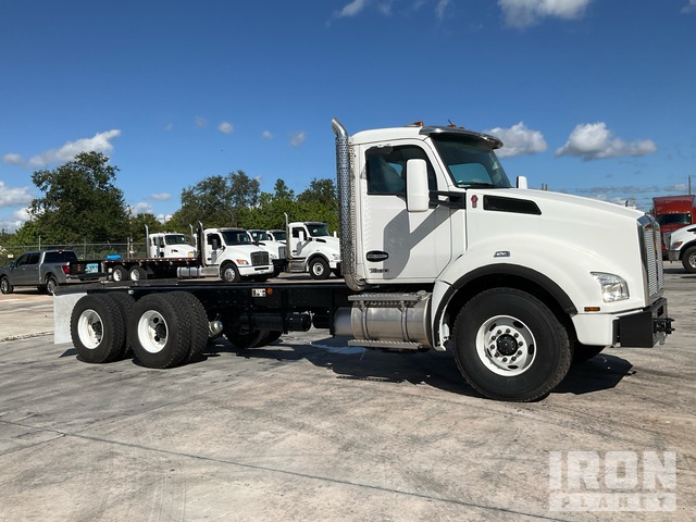 CAMIóN CHASIS 2024 KENWORTH T880