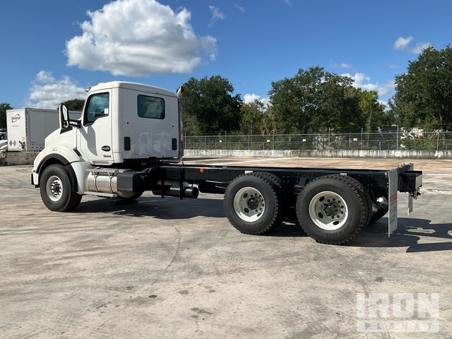 CAMIóN CHASIS 2024 KENWORTH T880