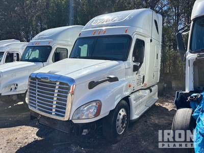 2012 Freightliner Cascadia 125 6x4 Tracteur Routier Couchette (Inoperable)