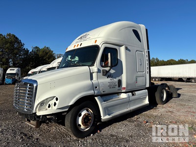 2012 Freightliner Cascadia 125 6x4 Tracteur Routier Couchette (Inoperable)