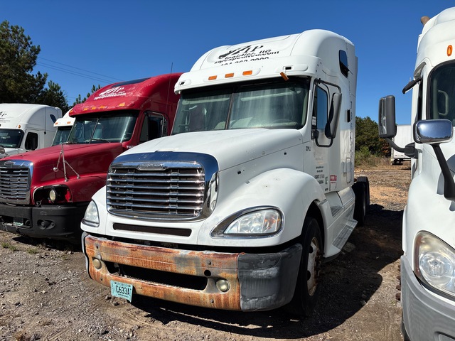 2009 Freightliner Columbia 120 6x4 T/A Sleeper Truck Tractor (Inoperable)