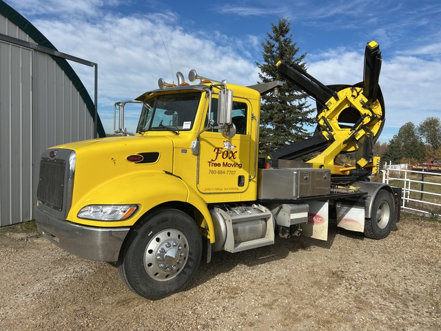 2006 Peterbilt 335 4x2 Tree Spade Truck