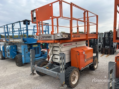 Snorkelift S3370RT 4x4 Diesel Scissor Lift