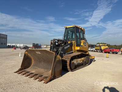 2021 John Deere 755K Crawler Loader