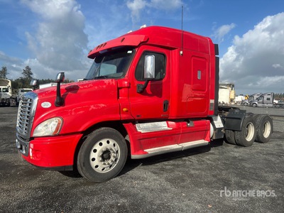 2011 Freightliner Cascadia 125 6x4 Sleeper Truck Tractor