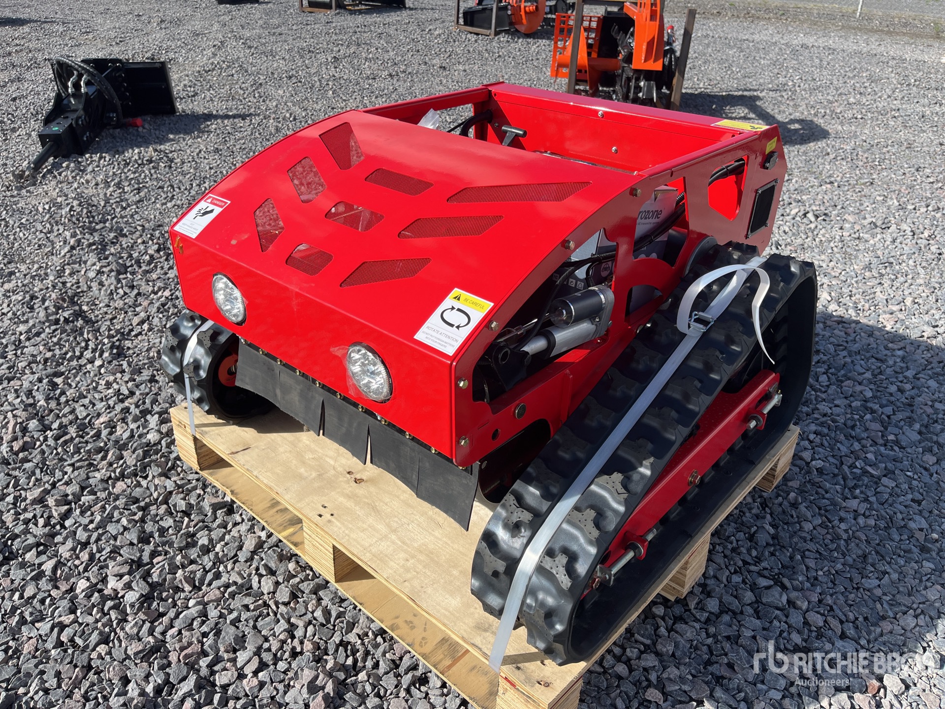 2025 SDLOOL 750 Podadora sobre Orugas (Sin Usar) / Lawn Mower (Unused)