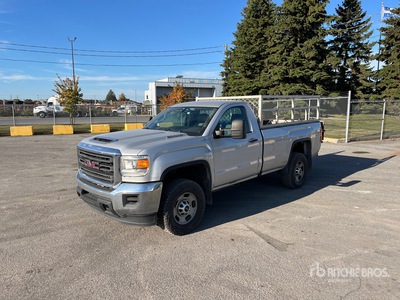 2018 GMC Sierra 2500 4x4 بيك اب