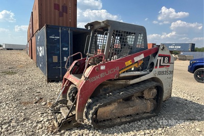 2016 Takeuchi TL8 Kompaktowa ładowarka gąsienicowa (Inoperable)