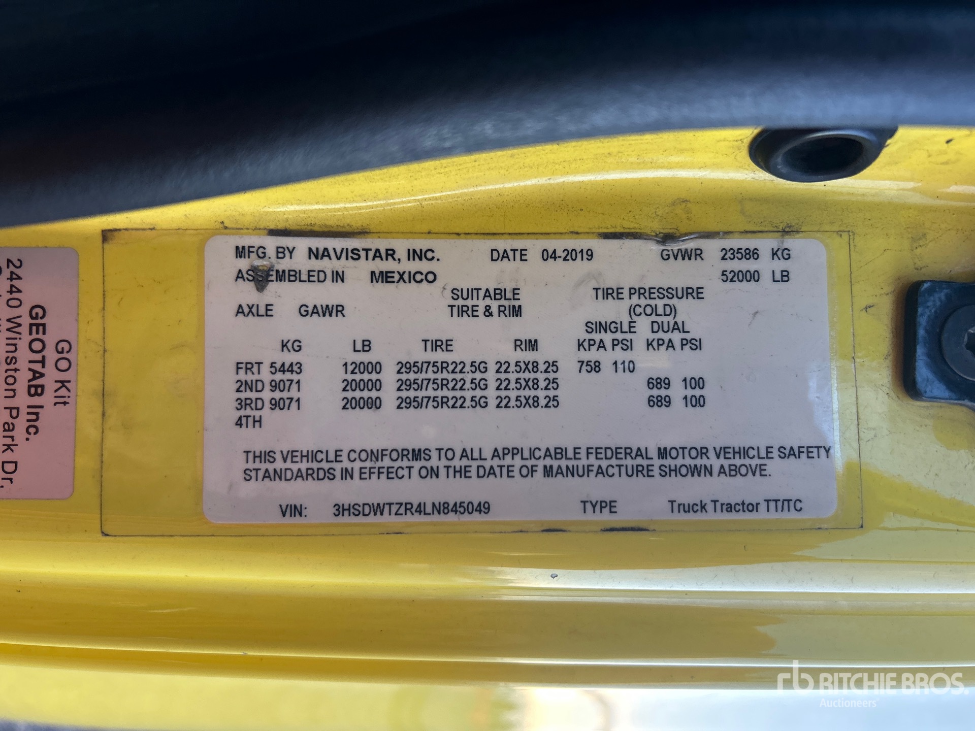 2020 International RH613 3-Achs Sattelzugmaschine (Glider Kit)