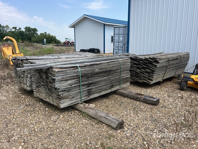 Quantity of (4) Lifts of 1 in x 6 in 8 ft long boards