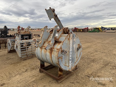 SEC 42 in Q/C Excavator Grapple - Fits Cat 320/ZX200/JD200/PC200
