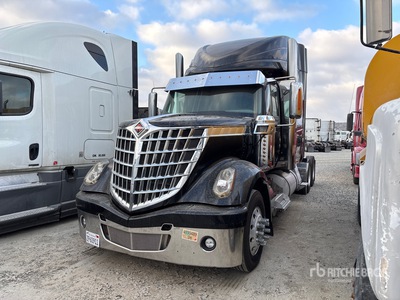 2015 International ProStar 6x4 Cabeza Tractora Cabina Dormitorio