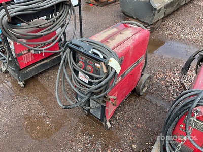 2007 Lincoln Electric Power Mig 255C 250 A MIG を見 Welder - Electric
