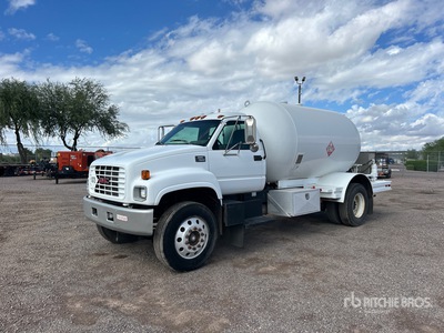 1998 GMC C7500 2600 gal 4x2 Propane タンクトラック