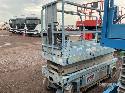 2004 Genie GS-2032 Electric Scissor Lift