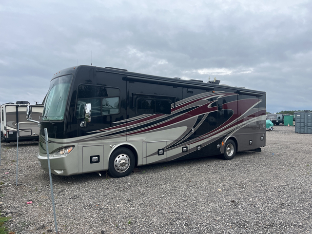 2014 Tiffin Phaeton 36' Motor Home 2014 Tiffin Phaeton 36' Motor Home