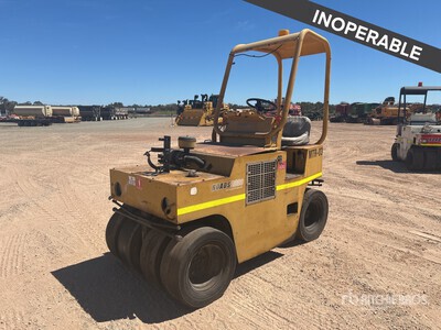 1993 Sakai TS31 7 Wheel Pneumatic Roller (Inoperable)
