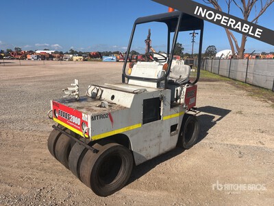 Sakai 7 Wheel Pneumatic Roller (Inoperable)