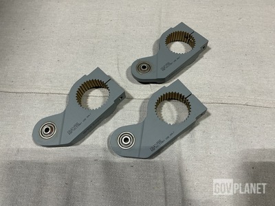 (8) Boeing 65-66072-2 Remote Control Levers