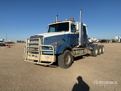 2005 Western Star 4900 8x6 Tri/A Sleeper Truck Tractor