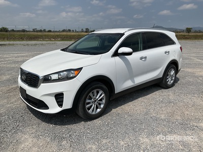 2019 Kia Sorento 2WD Camioneta / SUV