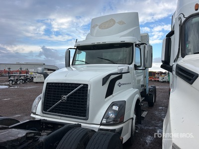 2014 Volvo VNL CNG 6x4 T/A Day Cab Truck Tractor (Inoperable)