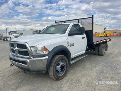 2015 Ram 5500 4x2 Flatbed Truck