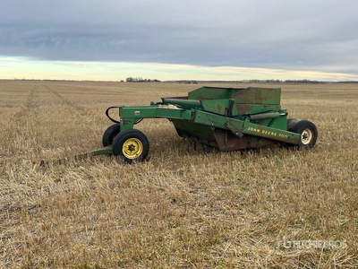 John Deere 700 4 Tire Hydraulic Pull Scraper