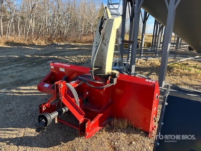 Farm King 960 8 ft Schneefräse - Fits Tractor