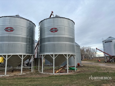 Sakundiak 1804 +/- 3900 bu 4 Ring Hopper صومعة الحبوب