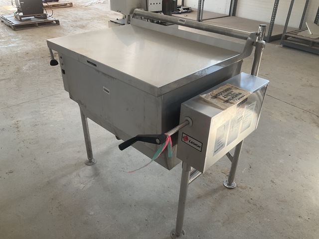 Legion Tilting Table-Top Skillet