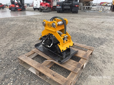 BLK 04 Excavator Plate Compactor (Unused)