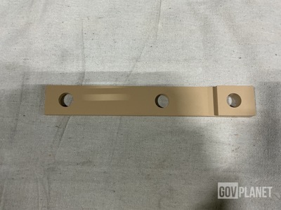 (27) Navistar Defense 3867465C1 Vehicular Axle Supports