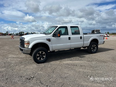 2010 Ford F-250 XLT 4x4 Crew Cab Pickup