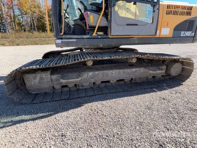 2011 Volvo EC240CLR Long Reach Tracked Excavator