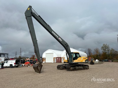 2011 Volvo EC240CLR Long Reach Tracked Excavator