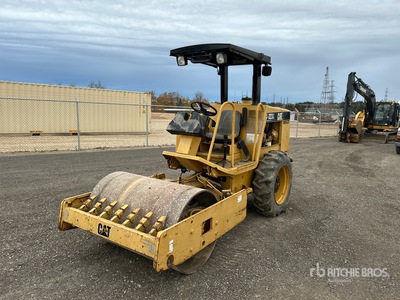 1999 Cat CP-323C Smooth Drum Compactor
