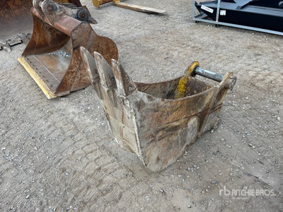 Emaq 12 in Q/C Digging Excavator Bucket