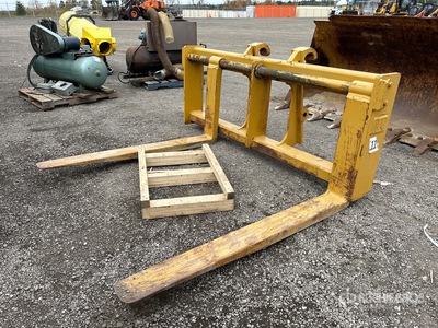 Cat 72 in Q/C Wheel Loader Forks