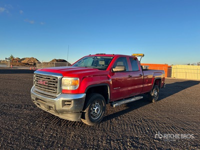 2015 GMC 2500 HD 4x2 Extended Cab Pickup
