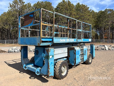 2006 Genie GS3384 4x4 Diesel Ascenseur à ciseaux