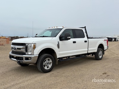 2019 Ford F-350 XLT 4x4 Crew Cab Pickup