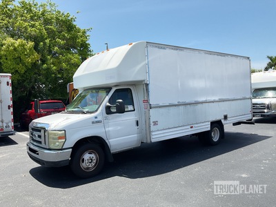 2008 Ford E-350 Cutaway 4x2 Van Truck