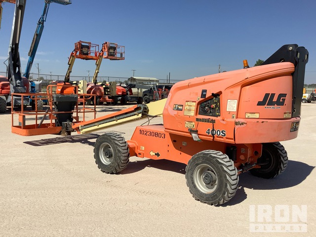 ELEVADOR TELESCóPICO 2018 JLG 4WD 400S