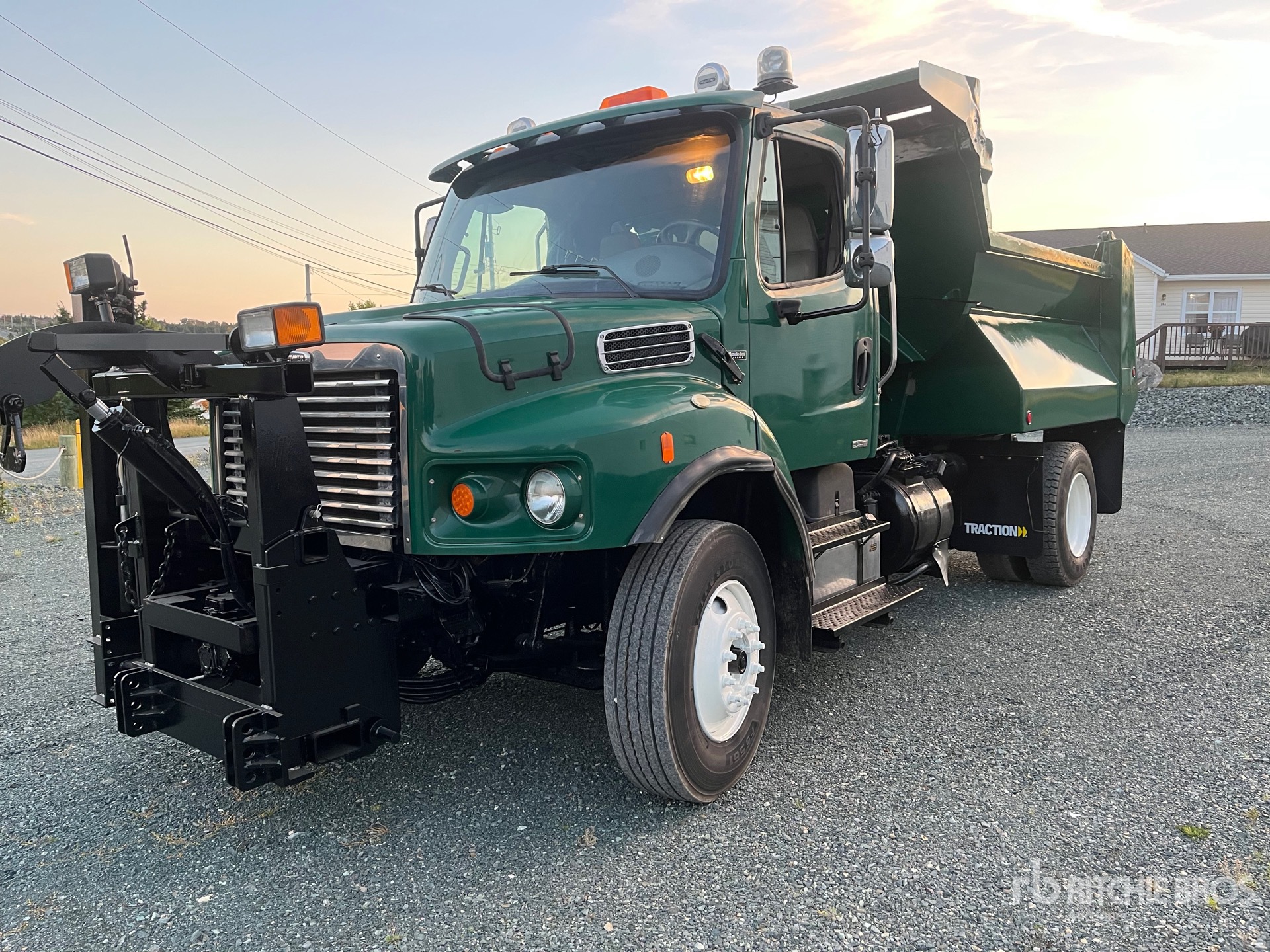 2013 Cat CT660 6x4 T/A Dump Truck